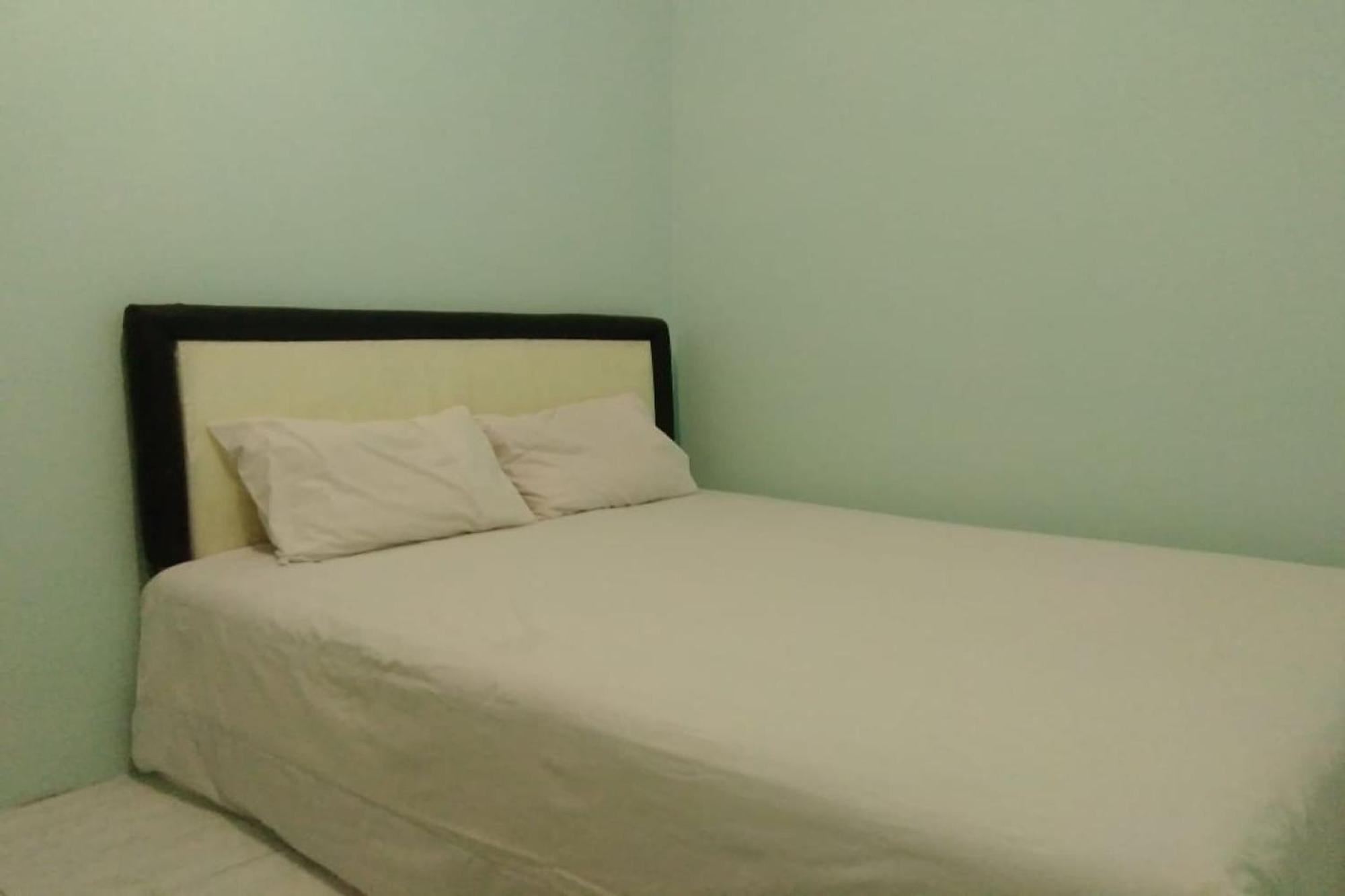 Oyo 90766 Gardenia Boarding House Hotel Purwokerto Bagian luar foto
